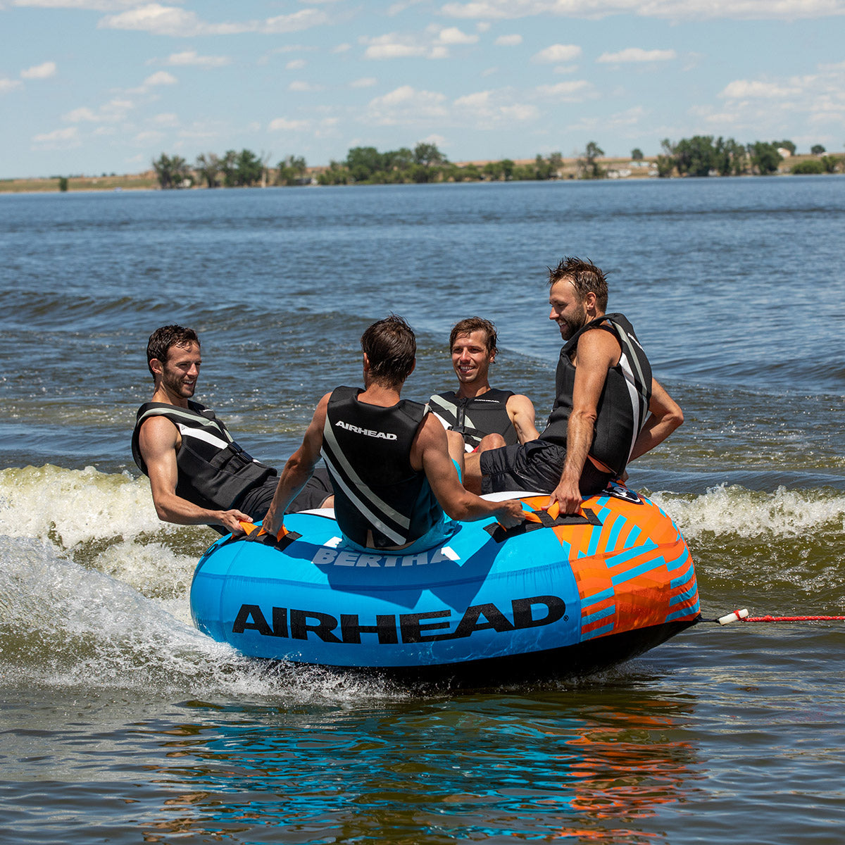 Bouée tractable Airhead Big Bertha pour 4 personnes