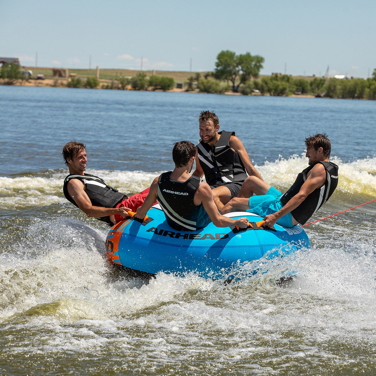 Bouée tractable Airhead Big Bertha pour 4 personnes
