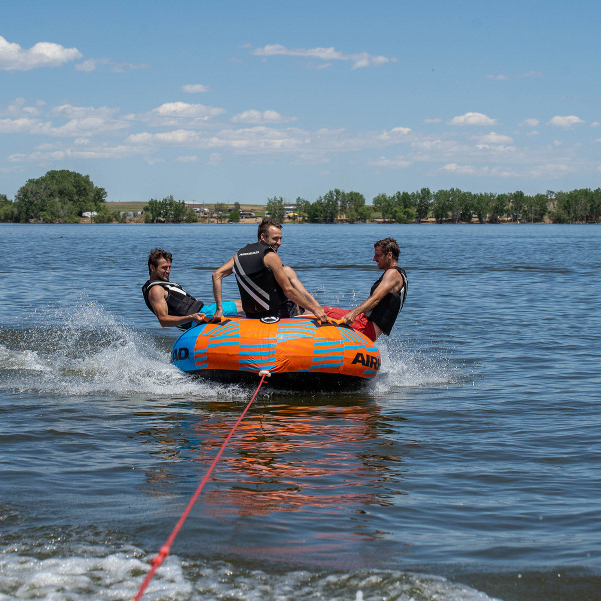 Bouée tractable Airhead Big Bertha pour 4 personnes
